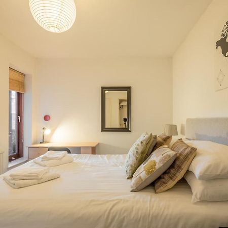 Super Central Cambridge Flat For Up To 4 People Exterior foto
